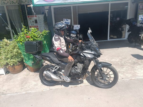 Honda CB500X photo 3